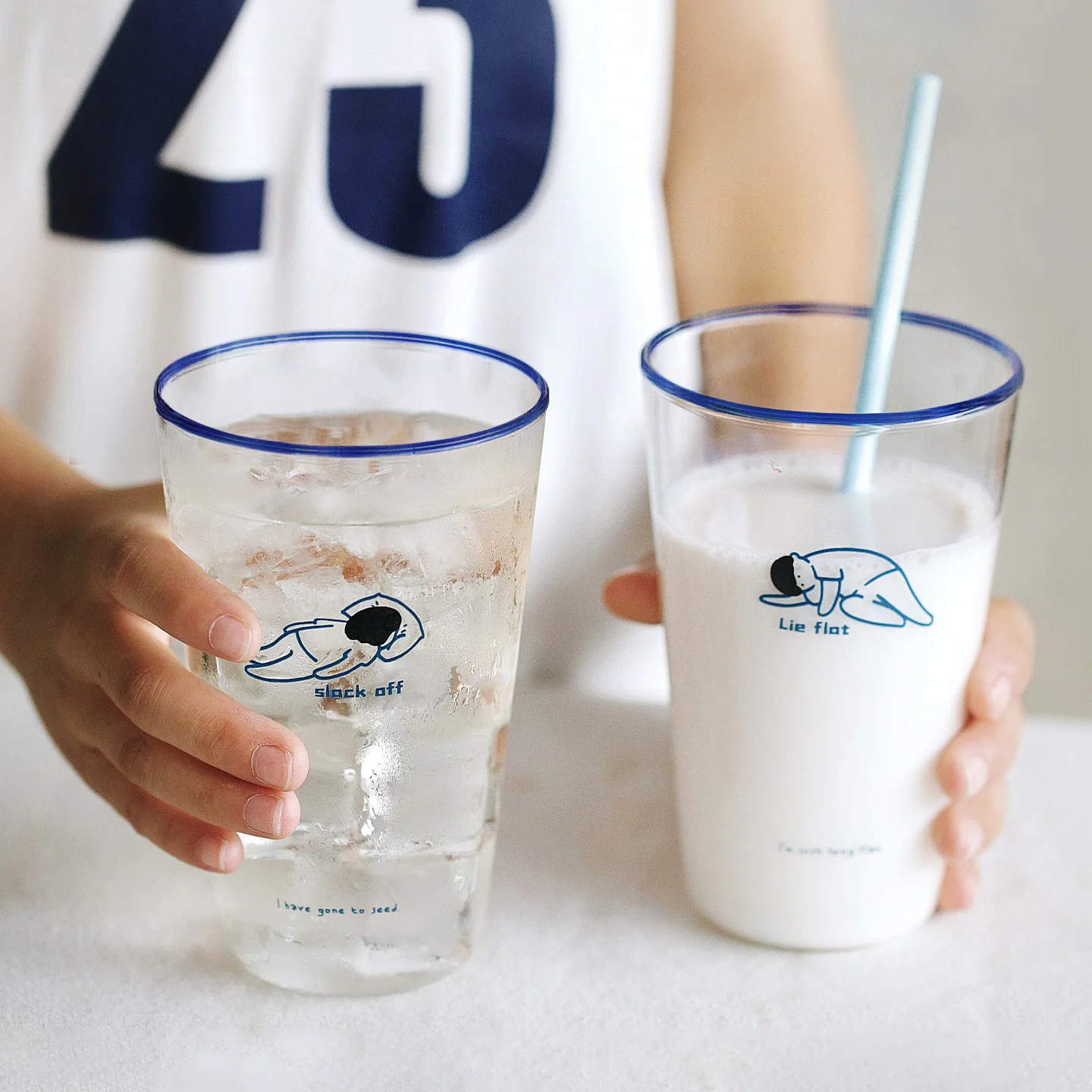 Zeteng Home Large Capaci Glass Cups Set of Two Cute Cartoon High Aesthetic Value Interesting Cold Juice Milk Cup
