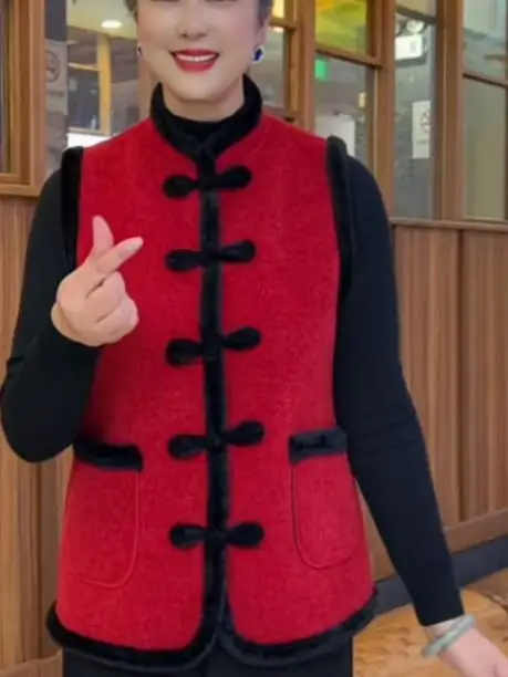 

Women's Short Fleece Lined Vest Autumn Winter Outerwear Mom Style Grandmother's Coat Casual Versatile Polyester Fiber