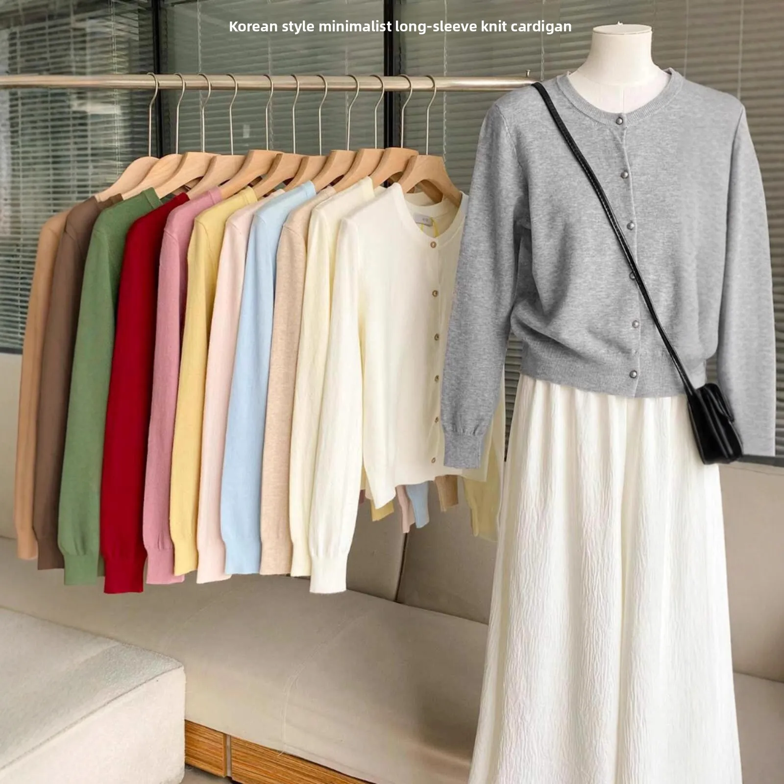 

Женский новый кардиган в корейском стиле, минималистичный, с круглым вырезом, на одной пуговице, однотонный, вязаный, с длинными рукавами, мягкая трикотажная верхняя одежда