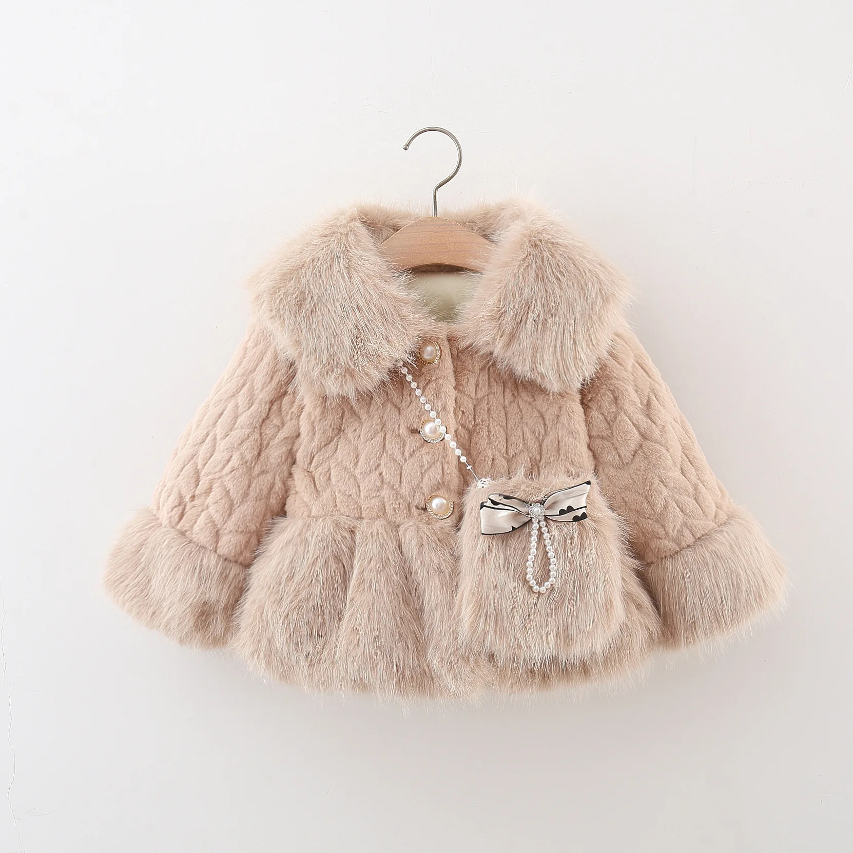 Winter 2024 new fur spliced jacket for girls fur lapel wool sweater