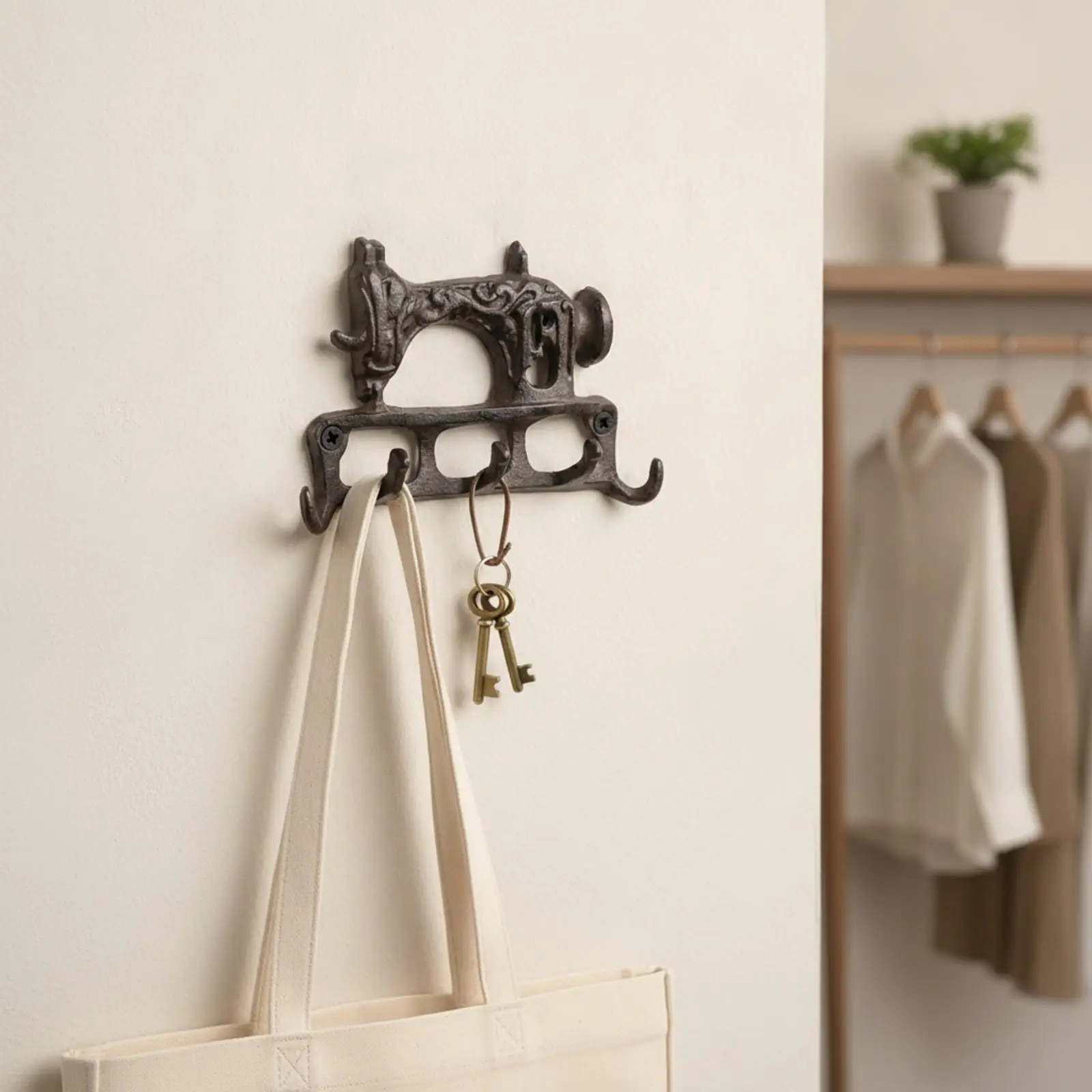 Wall Mounted Hook Rack Cast Iron Retro Sewing Machine Design for Craft Room Entryway Five Pegs Space Saving Organizer for Keys