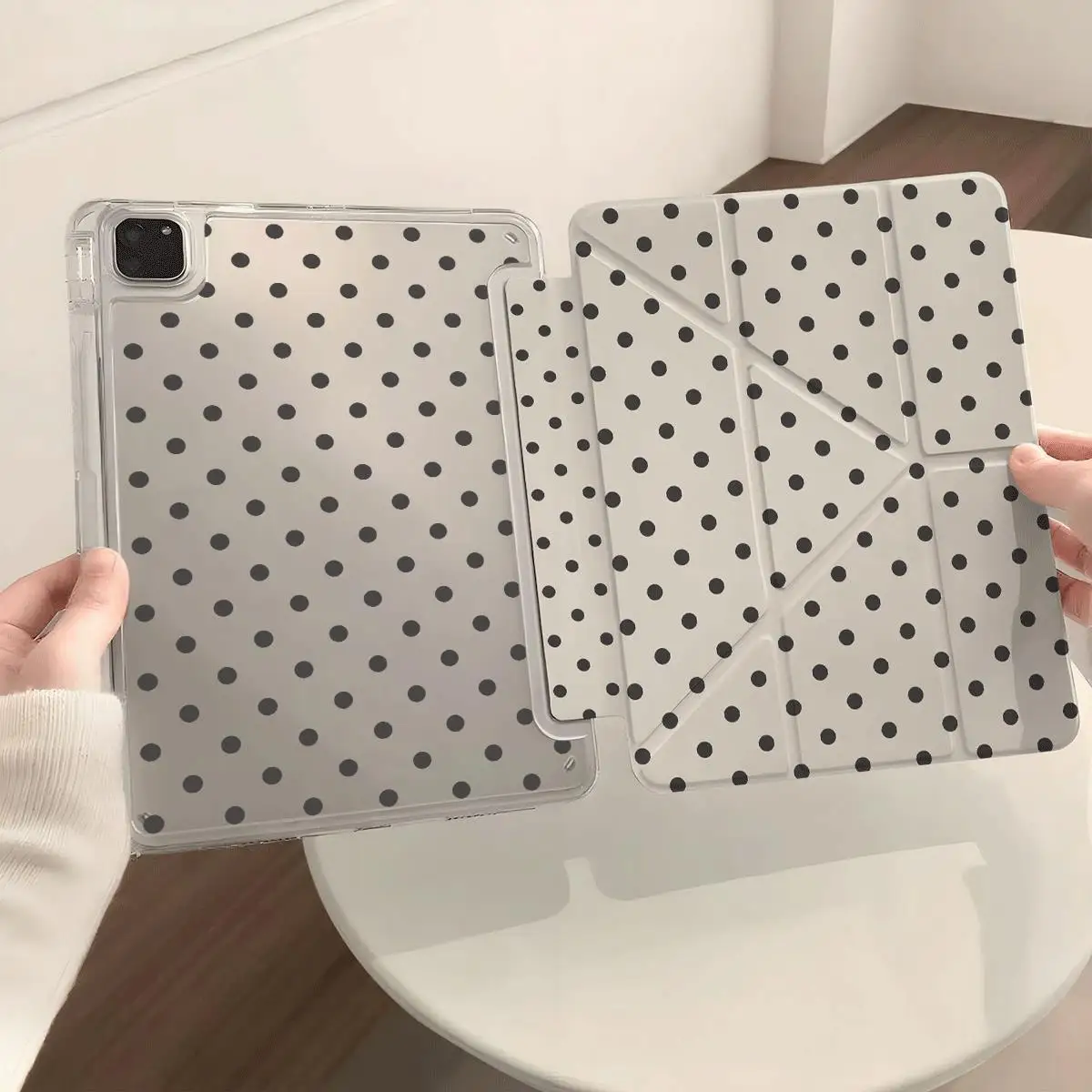 Polka Dot Black Tablet Case For iPad Pro 11 12.9 13 A16 M2 M4 M3 M5 Shell 8.3 9.7 10.2 5/6/7/8/9/10/11th Mini Air 3 4 5 Cover