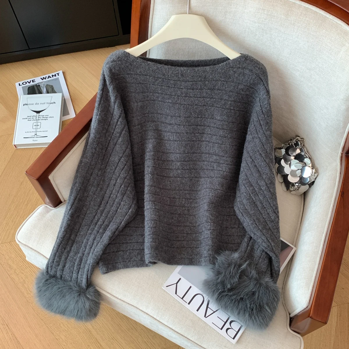 

Женский серый вязаный пуловер с вырезом на шее, винтажный джемпер, вязаный кашемировый свитер с длинными рукавами, осень-зима, одежда 2000-х годов, 2025 г.