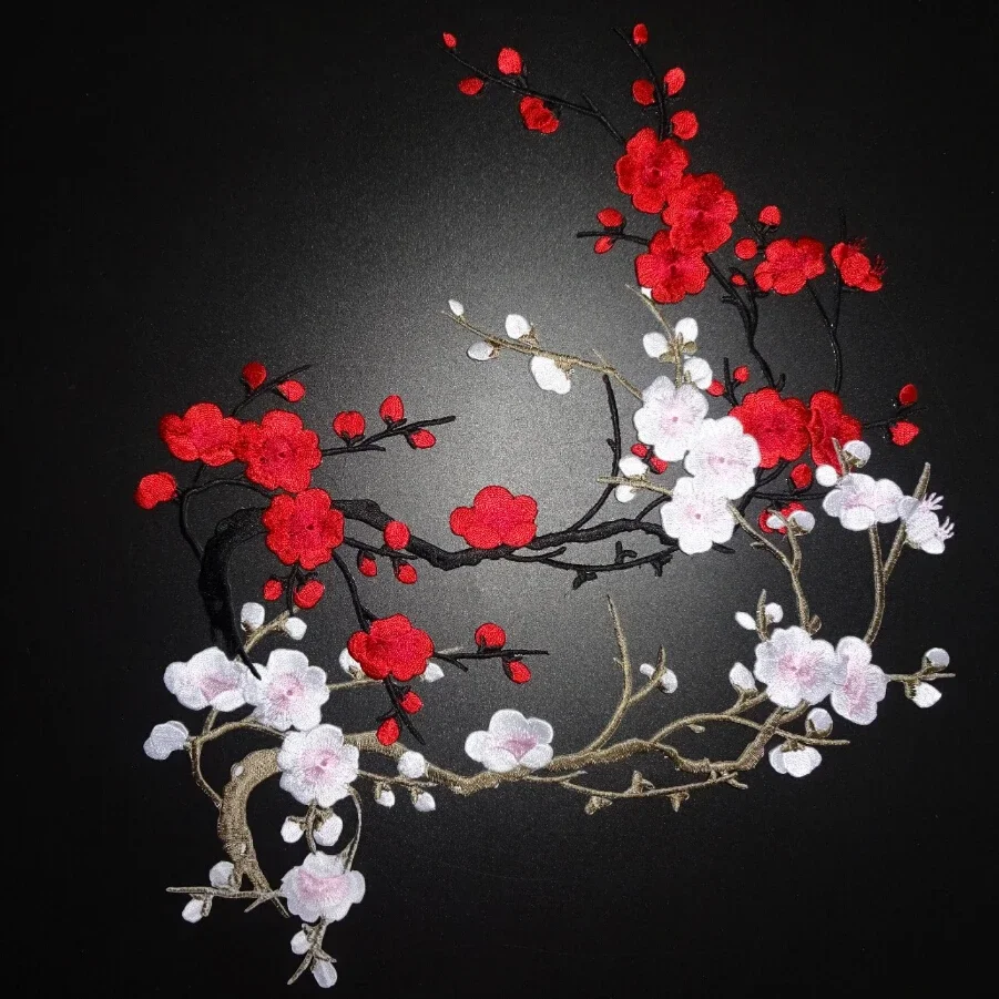 2pcs Plum Blossom Flower Applique Clothing Embroidery Patch Fabric Sticker Iron On Patch Craft Sewing Repair Embroidered