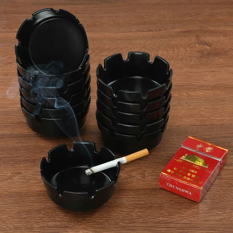 1/2Pcs Eight-slot Fly Ash Proof Ashtray Plastic Portable Round Ashtrays Classic Stylish fire extinguishing smoking Accessories