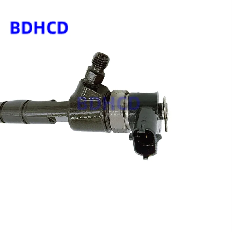 Inyector diésel 0445110293 0445117010 0445120066 0445120123 del inyector Common Rail de salida para el coche del motor