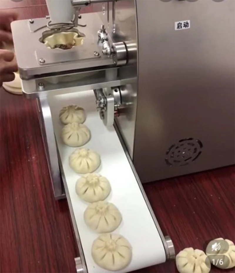 

High Quality Chinese Momo Making Machine Pork Buns Maker Make Vegetable Baozi Maker