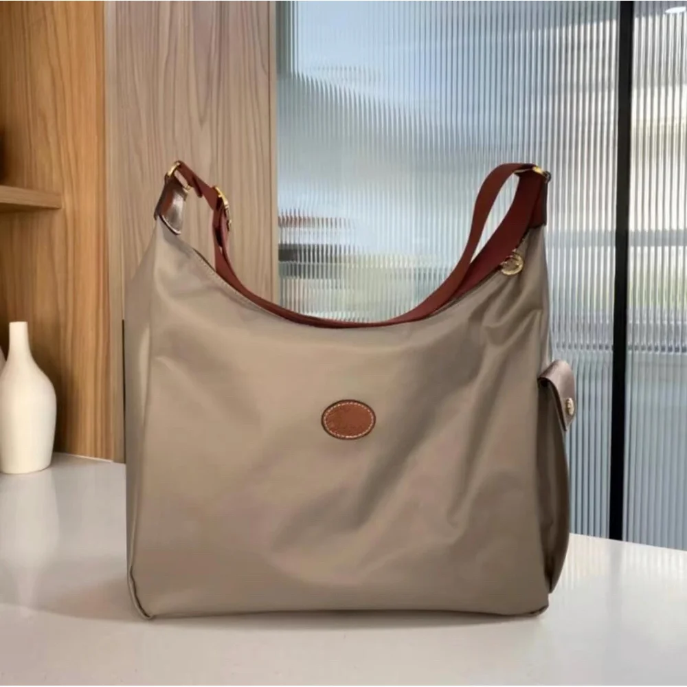 

Postman bag, celebrity style, large capacity tote bag, nylon shoulder bag, waterproof underarm bag, women's bag