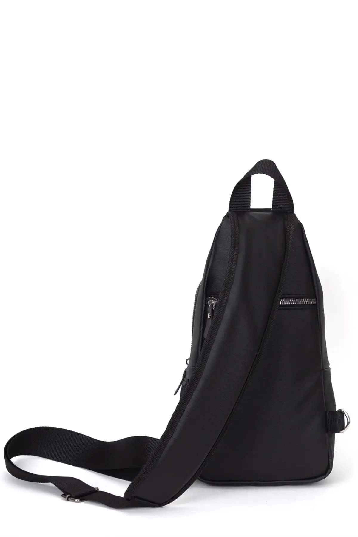 غسل الجلود حقيبة صدر للرجال ذراع واحد عبر بوديباغ حقيبة ظهر صغيرة مع سماعة الرأس وشاحن منفذ أنيق تسليم آمن 2022