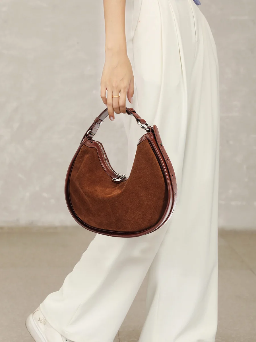 

New leather crossbody single shoulder underarm bag, niche and high-end, retro commuting frosted cowhide hand-held crescent bag