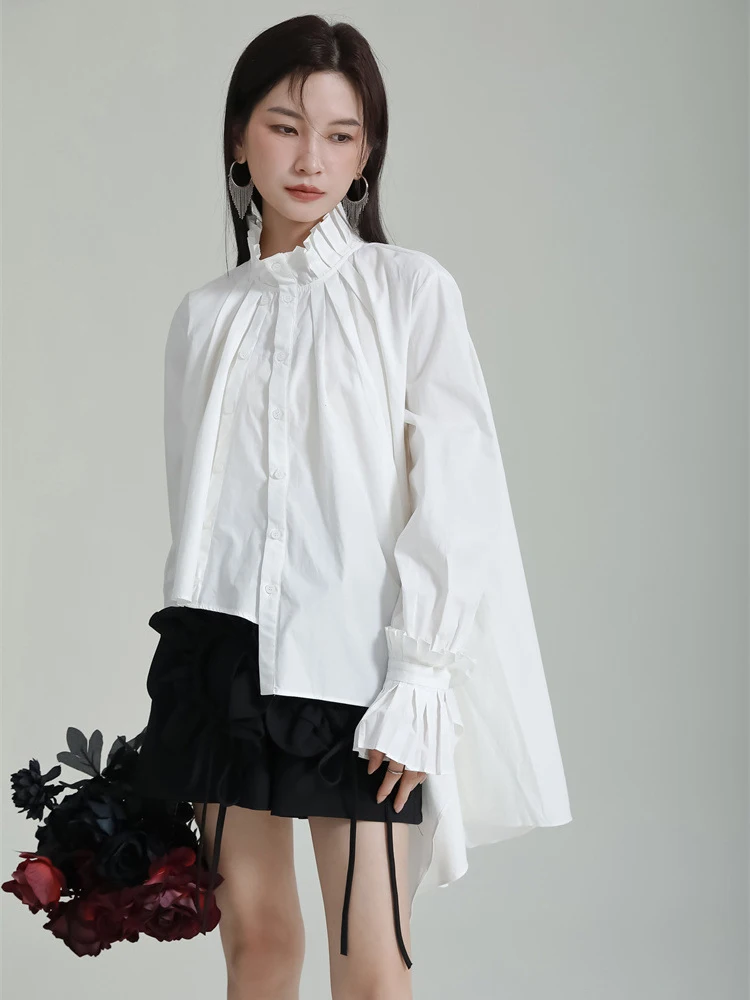 [EAM] Women White Pleated Irregular Big Size Blouse New Stand Collar Long Sleeve Shirt Fashion Tide Spring Autumn 2024 1DF5737