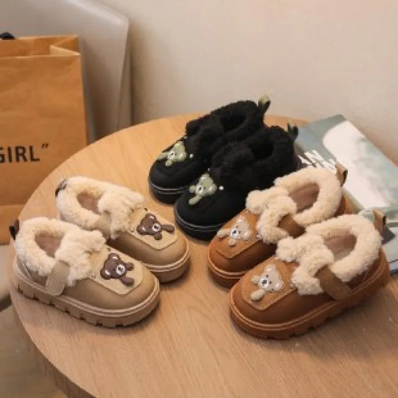 

2025 Winter New Cute Children's Casual Shoes for Girls and Boys Cute Bear Pattern Cotton Shoes Anti slip and Warm Cotton Shoes