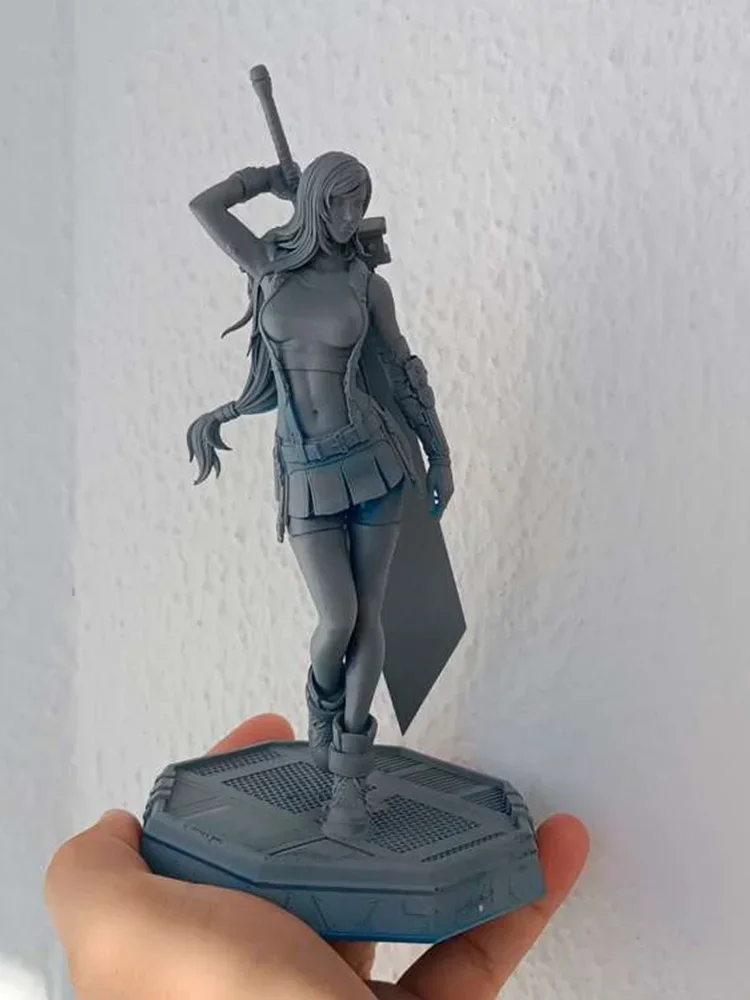 

1/24 75mm 1/18 100mm Resin Model Kits Fantasy Warrior Girl Figurine Unpainted No Color RW-1295