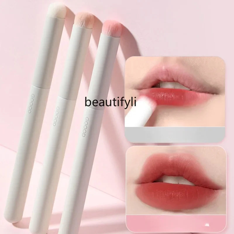 Round Head Lip Brush Concealer Brush Girl Lip Flower Makeup Brush Portable Makeup