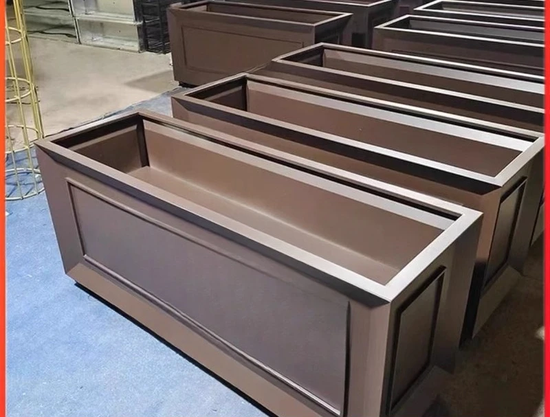 صندوق زهور من الحديد المطاوع في الهواء الطلق، سياج سرير على شكل زهرة فناء مربع #2