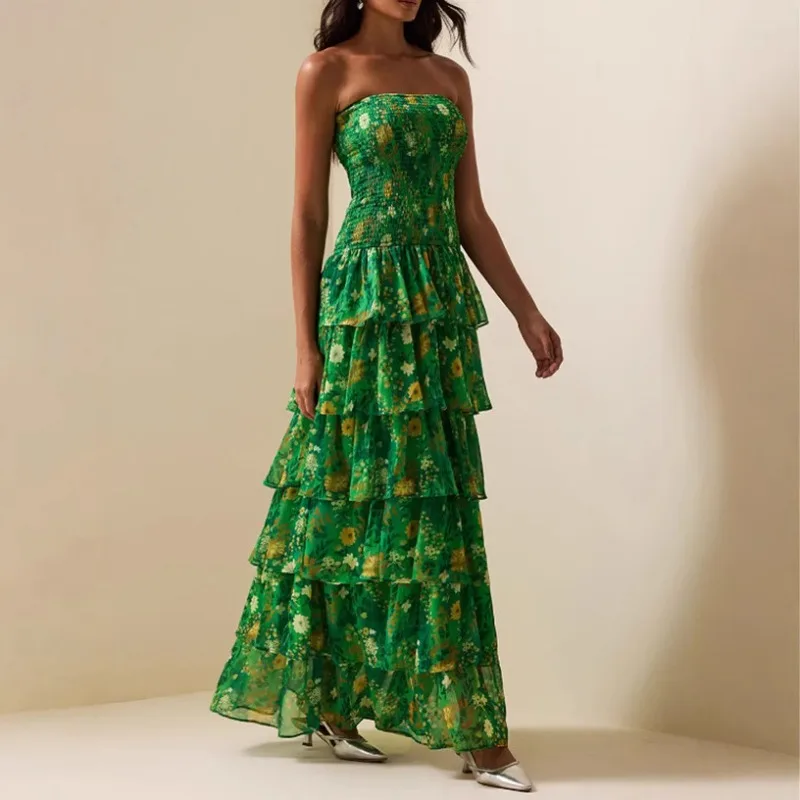 ชุดเดรสชีฟองเปิดไหล่สไตล์โบฮีเมียนสำหรับวันหยุดพักผ่อน ลายดอกไม้พิมพ์ลายหรูหรา สายรัดคอร์เซ็ทแบบไม่มีสาย แต่งระบายหลายชั้น เหมาะสำหรับวันหยุดและเทศกาลต่างๆ
