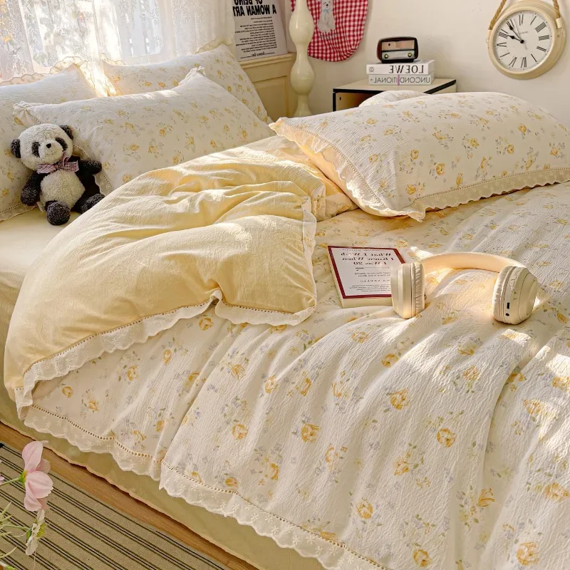 

New small fresh printing French lace lace double four-piece set bedding wrinkled yarn student three-piece set