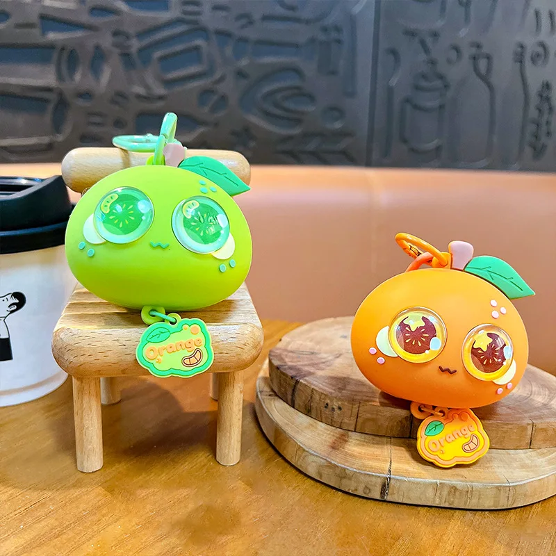 Lovely Big Eyes Orange Keychain Pops Out When The Eye is Squeezable Key Chain Stress Relieving Squeeze Toys Keyring for Kids