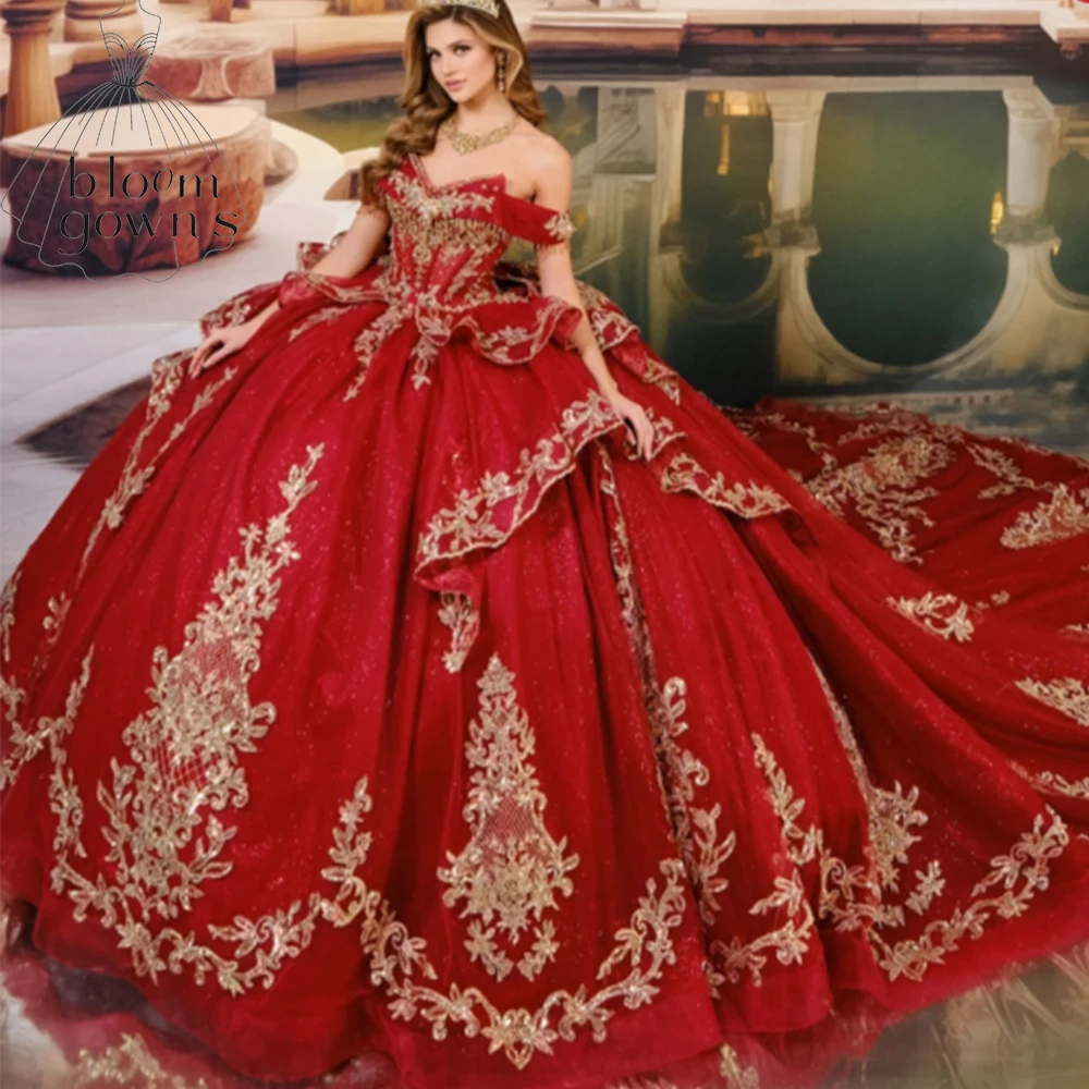 Vestido De quinceañera rojo mexicano personalizado, Vestido De baile con apliques De encaje dorado y cuentas escalonadas, Vestido De 15 anos dulce 16