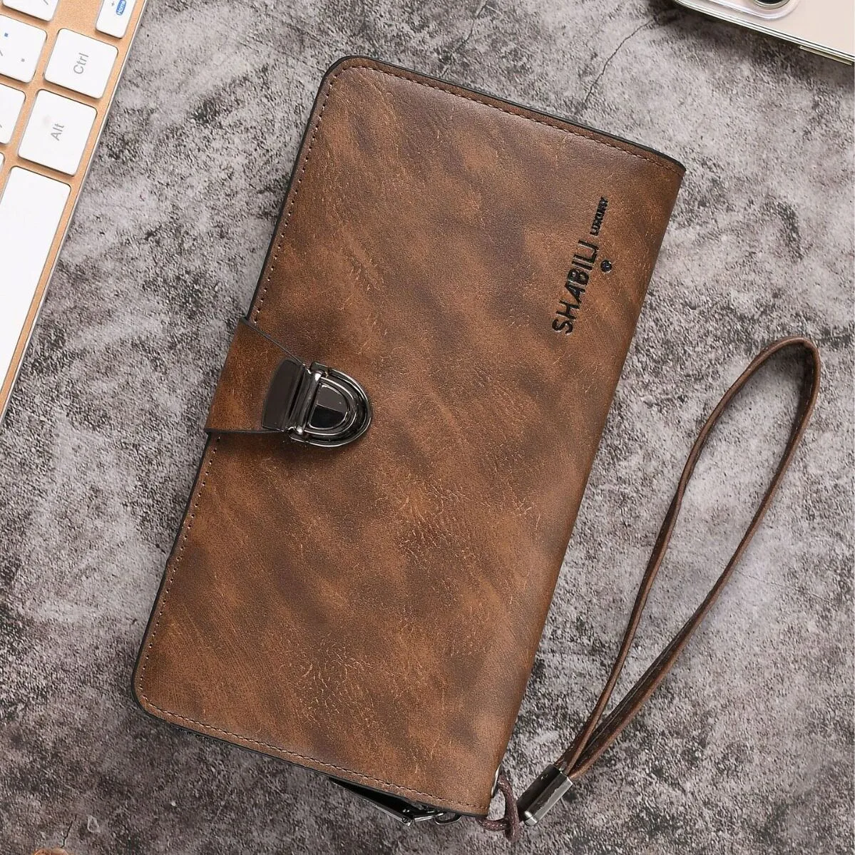 BUYLEMO Vintage Faux Leather Long Men Clutch Wallet, Lock‑Buckle Large‑Capacity Purse, Phone‑Compatible Hand Wallet