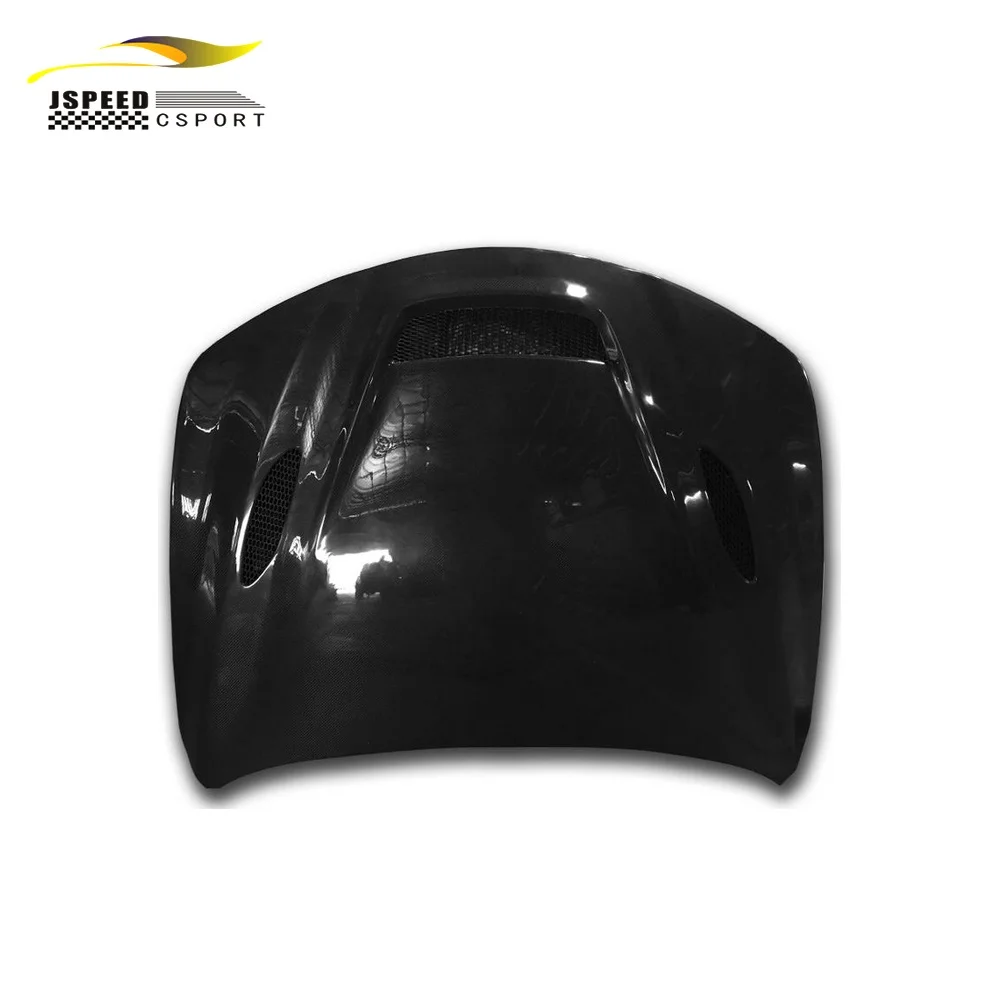 

Suitable for Carbon fiber engine hood Alfa Romeo Giulia 2017-2020