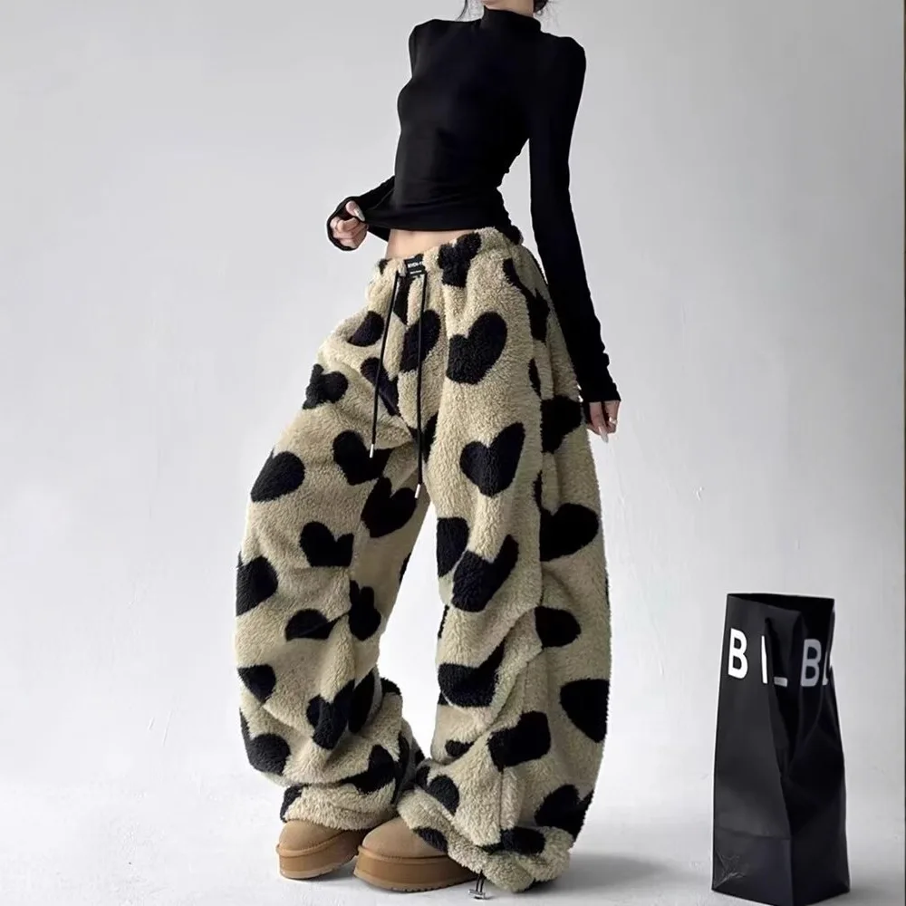 

Women's Cozy Shearling Heart Print Pants Wide Leg Y2K Cute Casual Drawstring Waist Toggle Hem Trendy Fleece Lounge Trousers