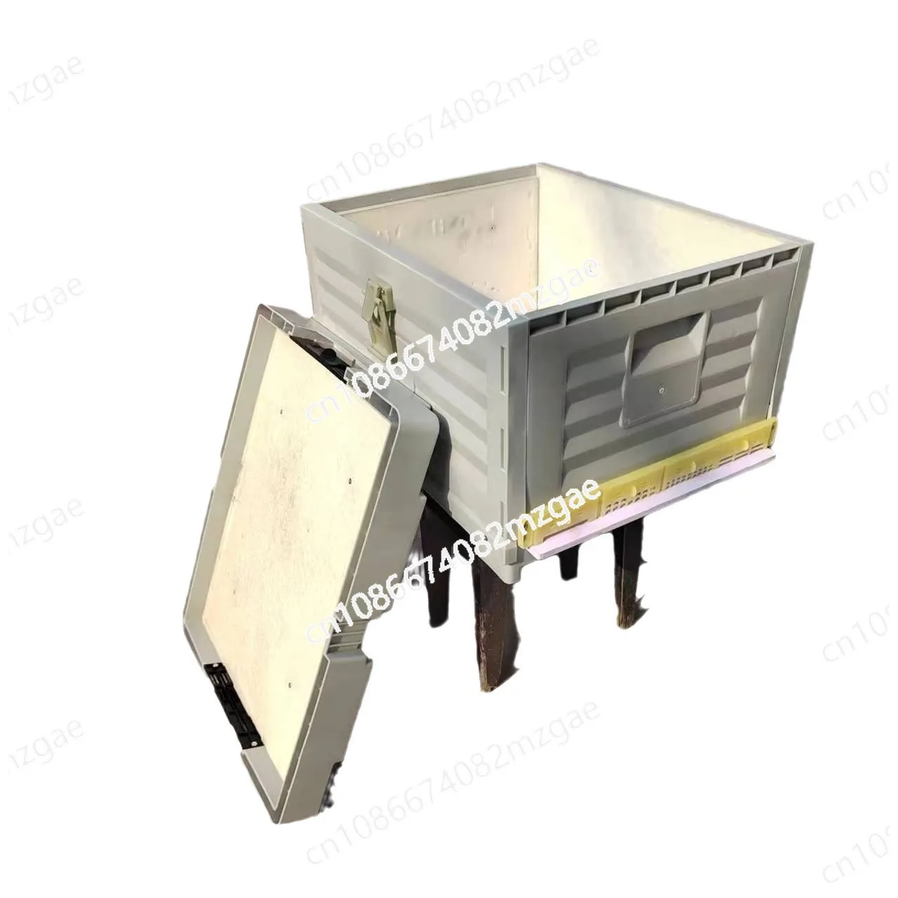 Professional 10-Frame Bee Hive for Chinese Bees - Insulated with Food-Grade, Anti-Aging Materials for Beekeeping
