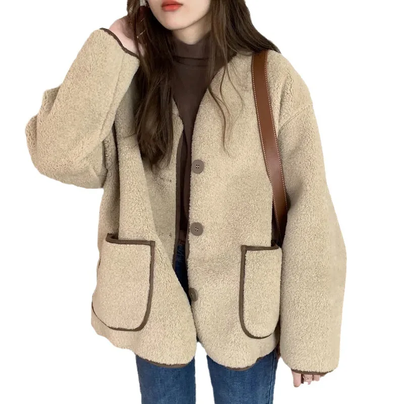 Color Round Neck Lambskin Jacket for Women 2024 Winter New Loose and Stylish Short Top