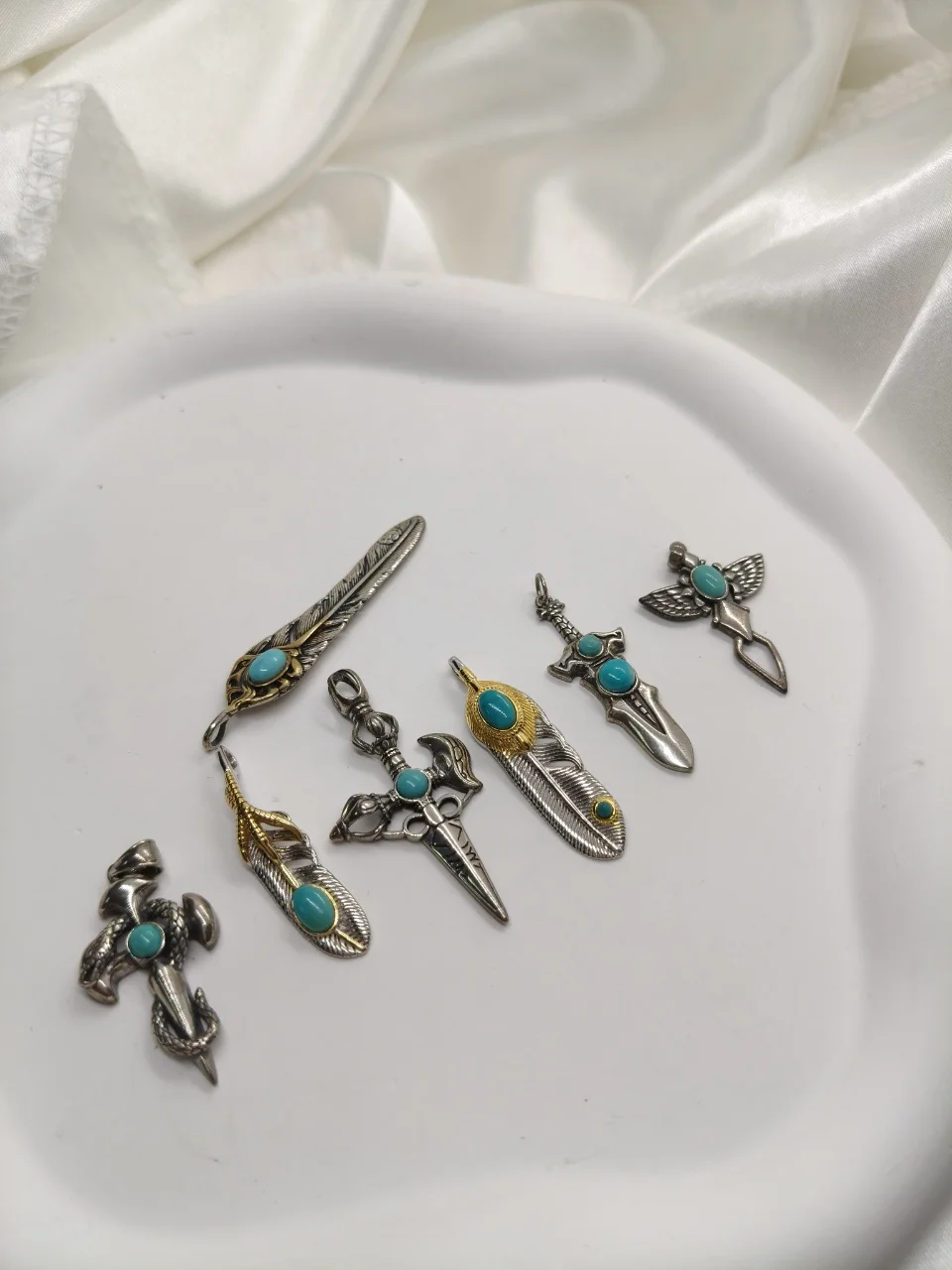 925 Silver Natural Untreated Turquoise Feather Sword Cross Pendant For Men Snake Wing Leather Choker Vintage Necklaces Jewelry