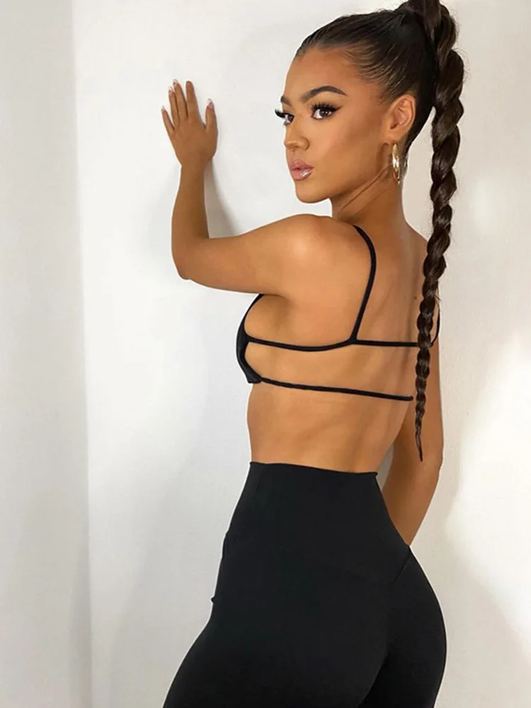 Hot girl style U-neck camisole bra with hollowed out sides and double thin shoulder straps for a beautiful back and inner top