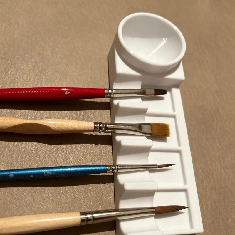 1Pc Multifunctional Art Brush Storage Rack, 4 Slot Design with Built-in Water Tray & Cleaning Basin, Collect Paint Droplets, Qui