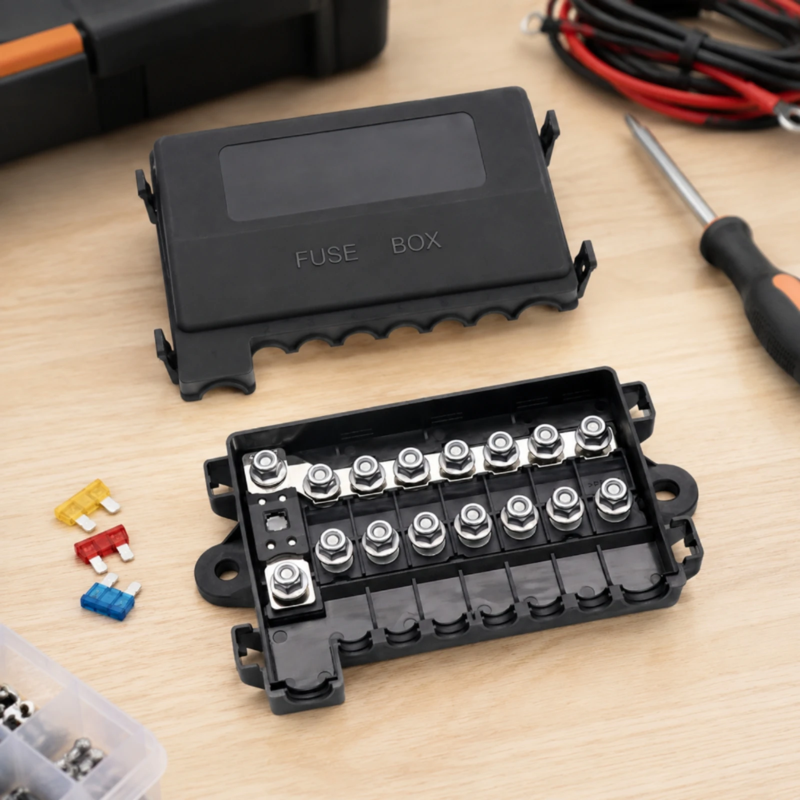 Power Distribution Fuse Box Heavy-Duty 7-Way Fuse Holder Hardware High Current Protective for Mechanics, Automotive