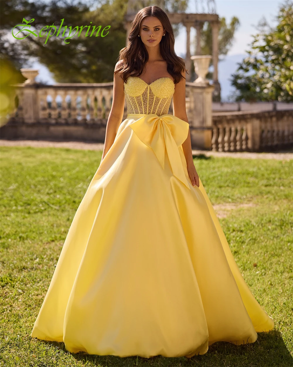 Customized Strapless Sleeveless Satin A-Line Evening Dress Exquisite Special Occasion Gowns Luxury Crystal Prom Dresses