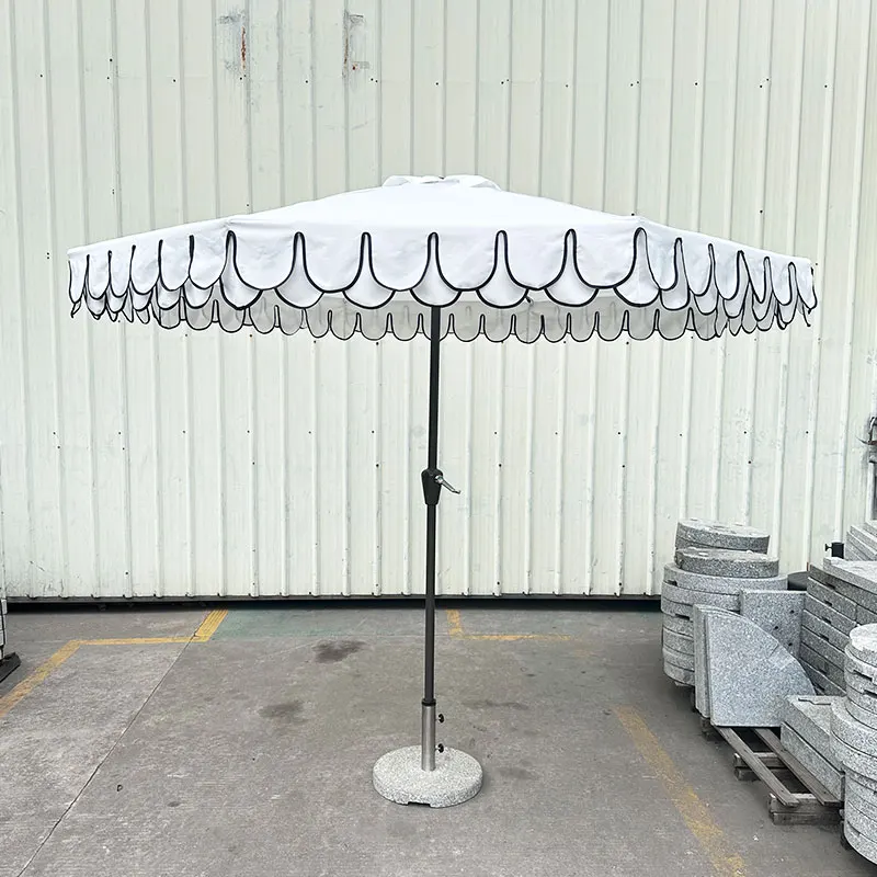 Wholesale Luxury Scallop-Design Sun Patio Umbrella Custom Printed for Hotels Outdoor Furniture for Courtyards Parks Beaches