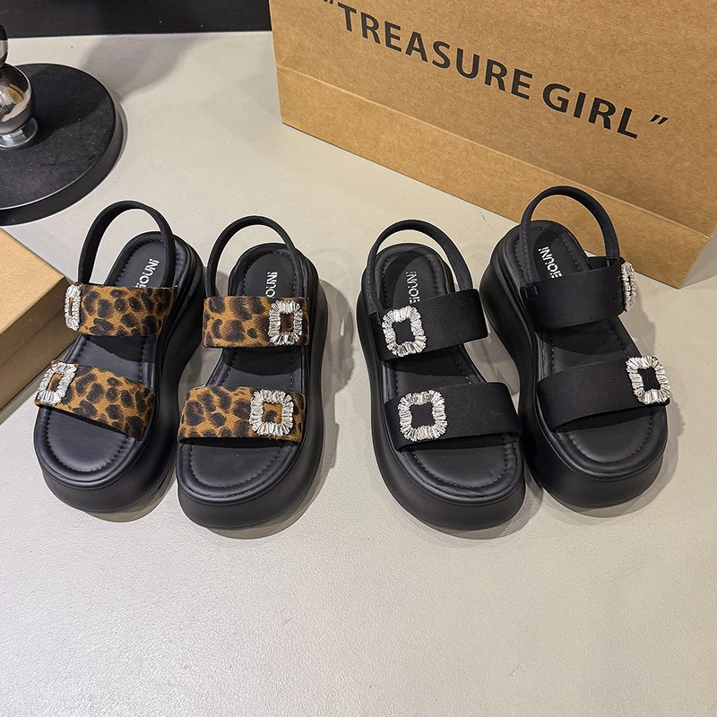 

Platform Heightened Lightweight Non-slip Casual Sandals 2026 New Summer Women's Model