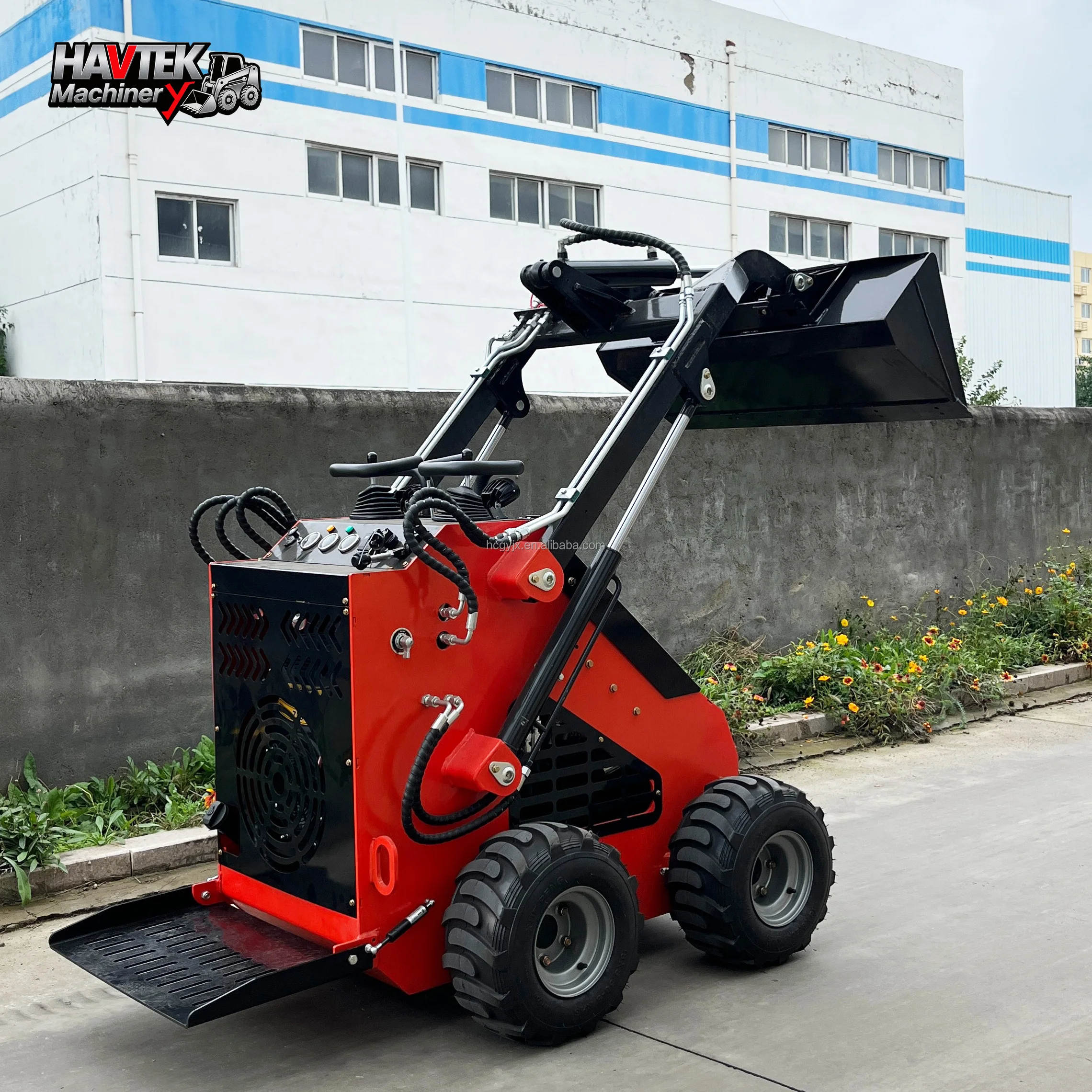 Havtek Cheap Price Mini Skid Steer Loader EPA Eurp5 Engine Diesel &  Crawler Loader with 0.12m Bucket 1 Year Warranty