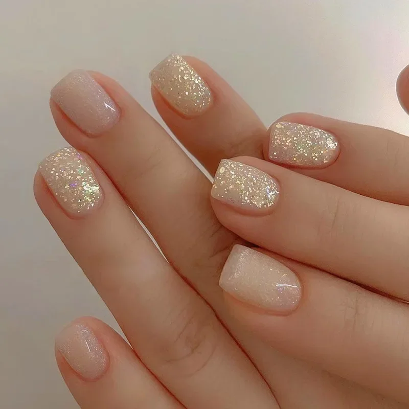 24 Stuks Eenvoudige Valse Nagels Met Lijm Korte Amandel Nep Nagels Glitter Aurora Ronde Hoofd Volledige Dekking Nagel Tips Ovale Pers Op Nagels