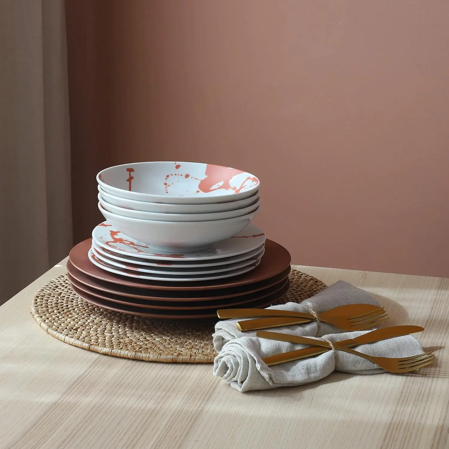 Набор столовой посуды Nile из 24 предметов — сервис на 8 лет — столовая посуда в египетском стиле, красный, большой