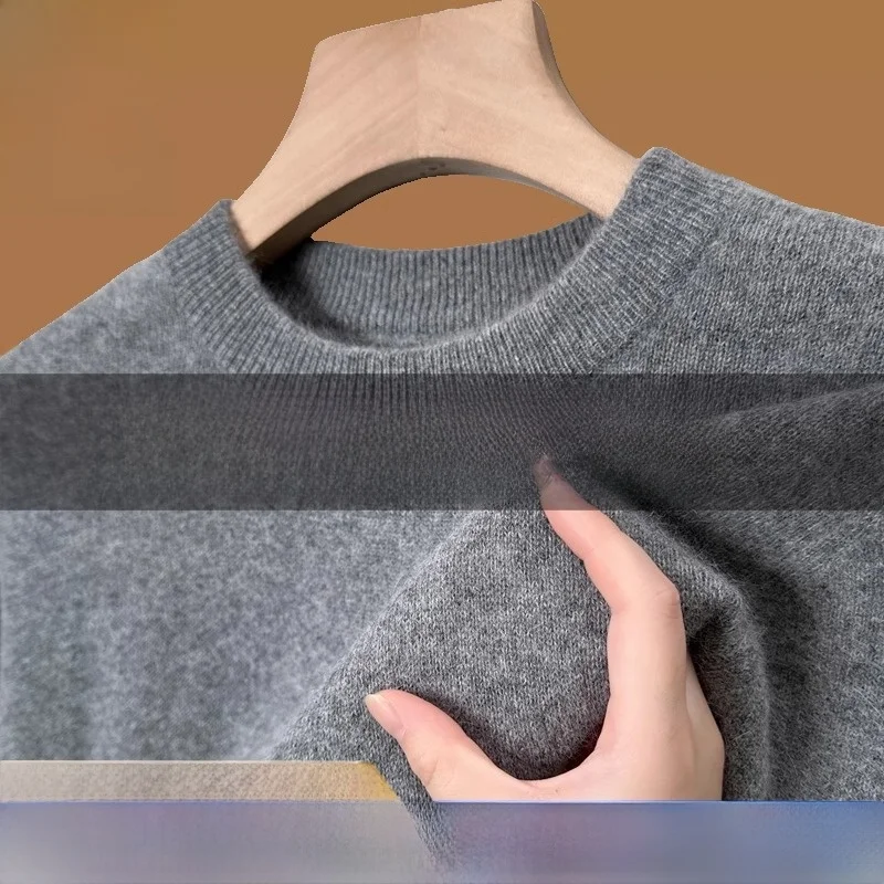 Round neck gray