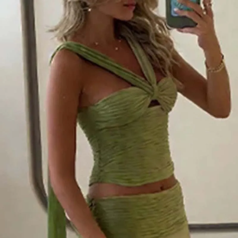 

Sexy Halter Tops and Long Skirts Party Outfits Women Fashion Gradient Printed Pleated 2Pc Suit Elegant Sleeveless Backless Sets