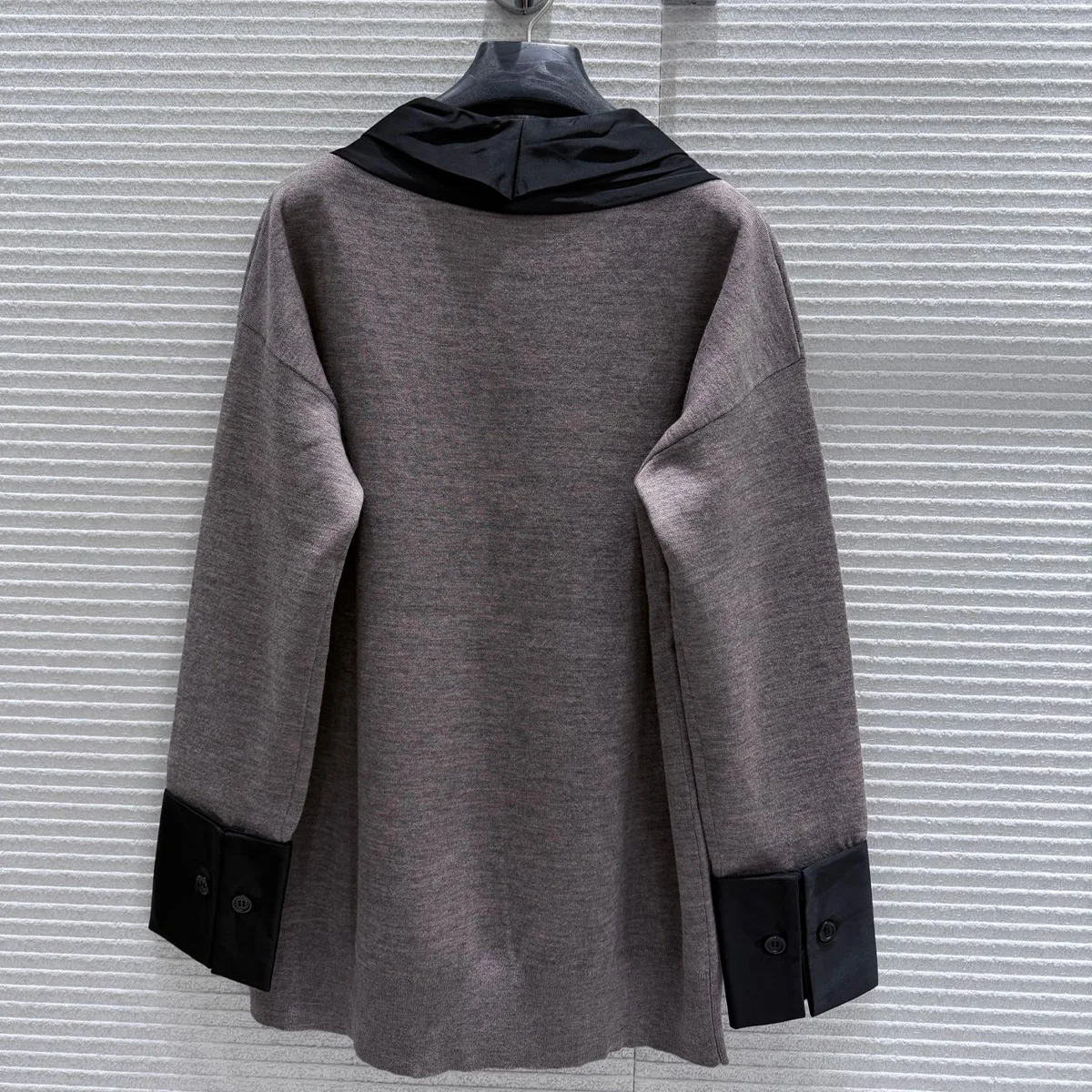 High Quality Women V Neck Long Sleeve Knit Top Loose Button Cuffs Elegant Daily Blouse