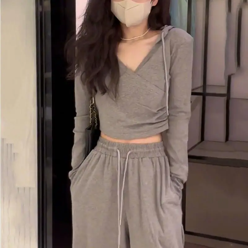 

Early Autumn Design Sense Cross Slim Fit Short Top Exposing NavelVHooded Sweatshirt and Casual Wide-Leg Pants Two-Piece Set for
