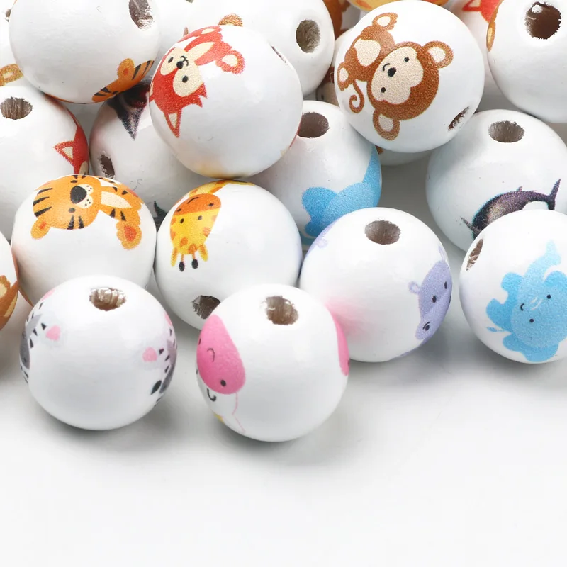 10Pcs 15mm Animals Wooden Beads Lion Tiger Fox Bear Elephant Shark Monkey Round Beads DIY Custom Crafts Decoration Accessories