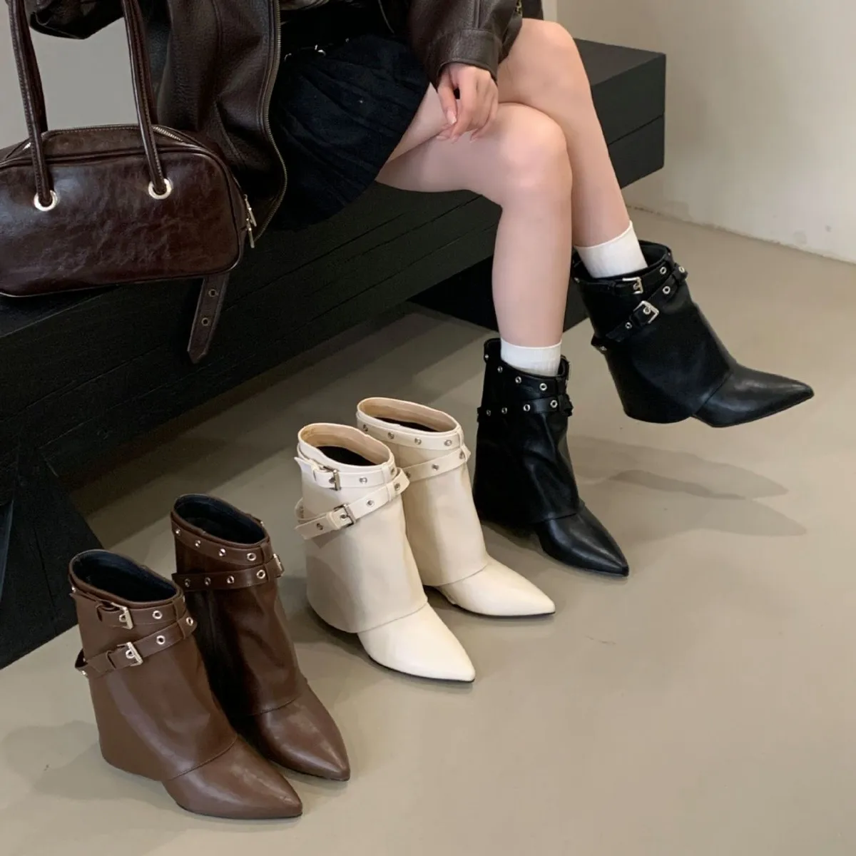 

Women's Mid-Calf Boot with Belt Buckle Flat Heel Knight Style Cuff Boot Autumn Winter Slimming Cool Punk Style Chinese Brand