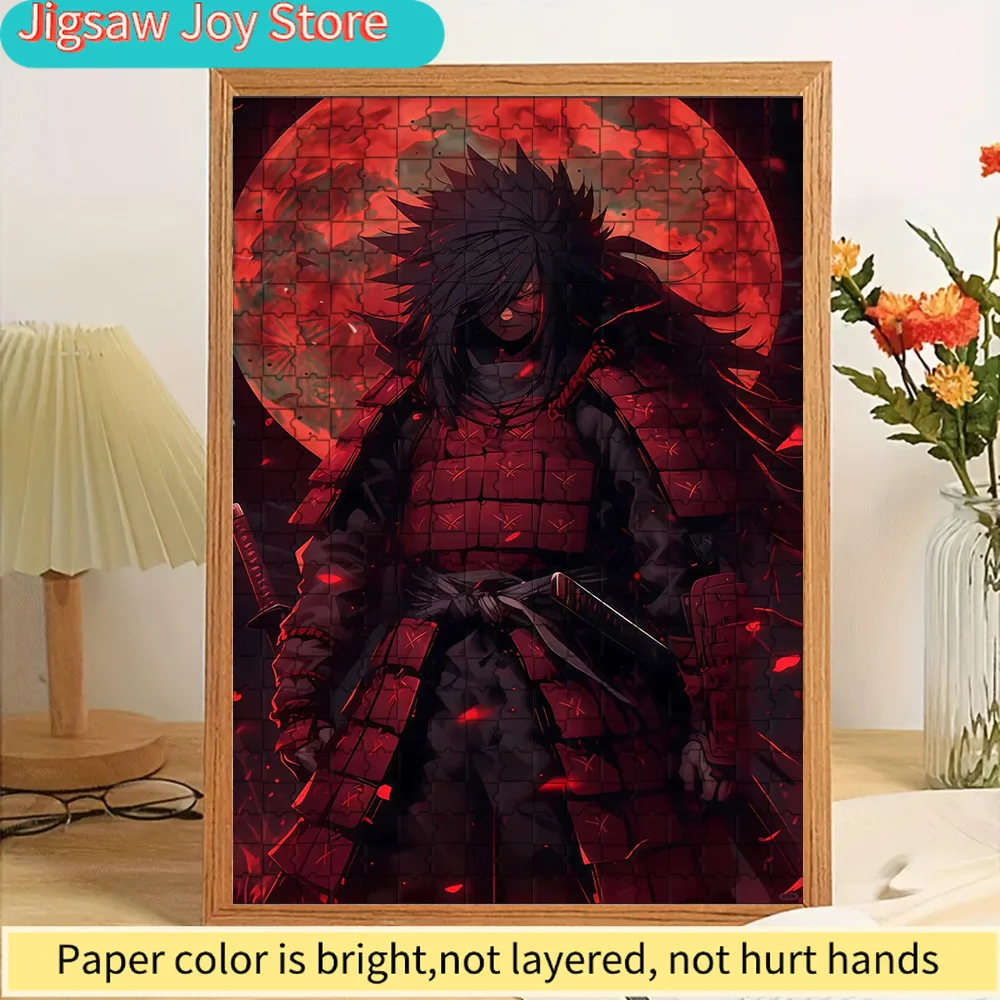 

Высококачественный бумажный пазл с изображением Аниме Учихи Мадары в самурайской броне на фоне красной луны, с яркой цветной печатью, премиум-класса, из переработанных материалов