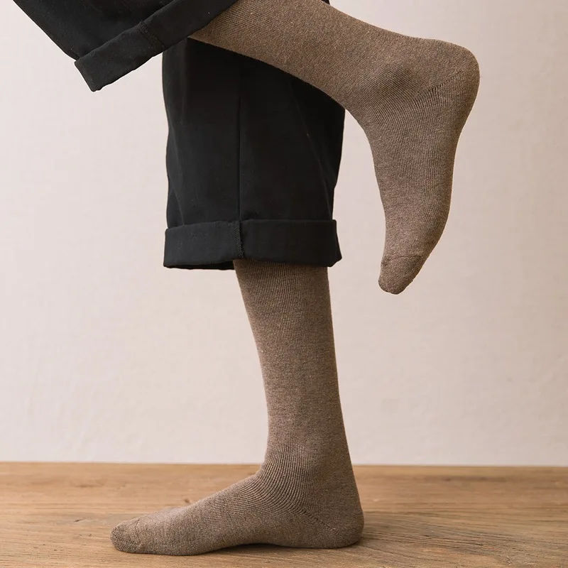 5 أزواج الخريف والشتاء موضة نمط جديد مع أفخم وسميكة الدافئة الرجال العجل الجوارب بسيطة ومتعددة الاستخدامات يحلق عالية جوارب أنبوبية