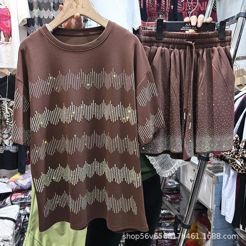 

Heavy Craft Water Ripple Rhinestone Loose Short Sleeves T-shirt Top + Elastic Waist Fashionable Wide Leg Shorts Two-Piece Set
