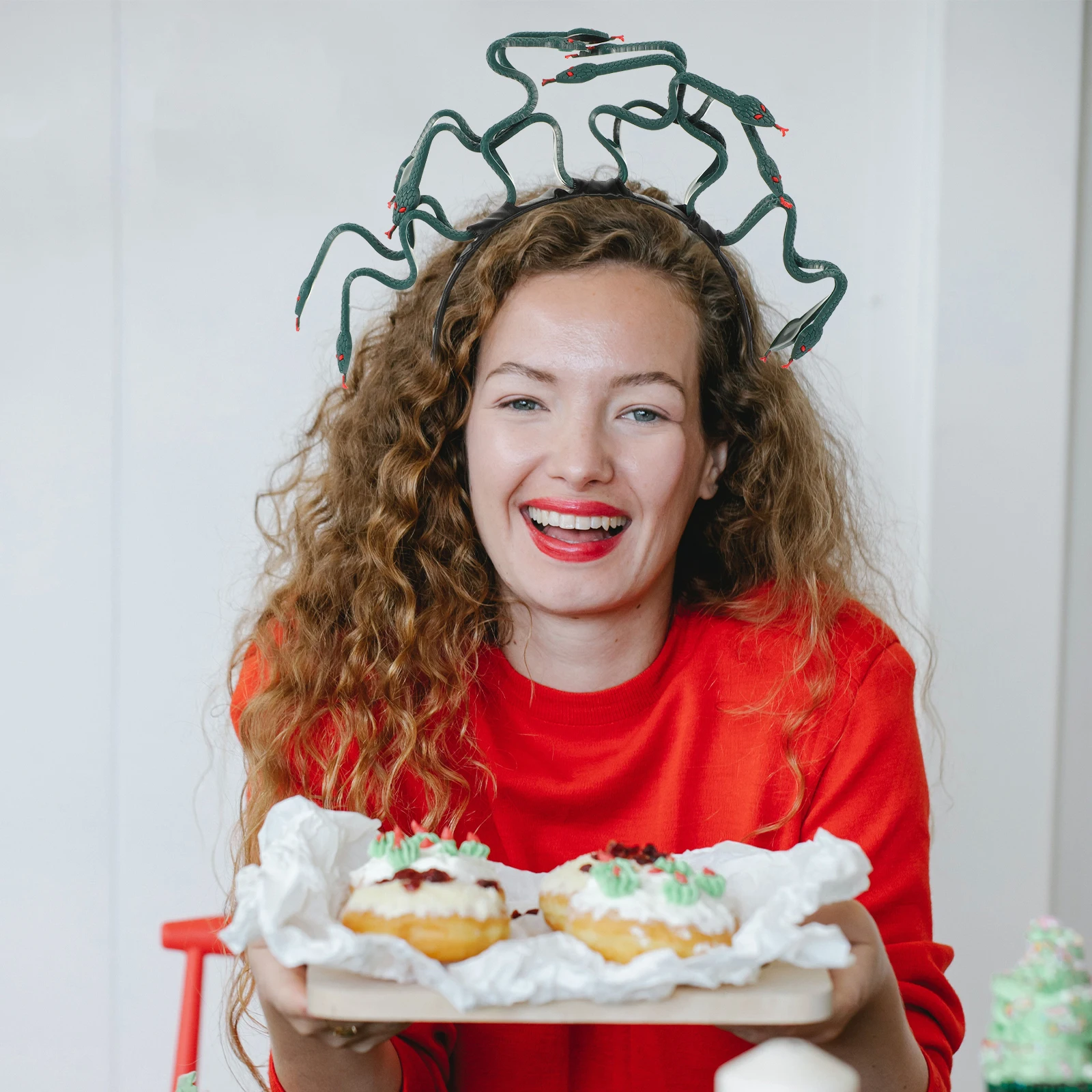 

Medusa Headpiece Egyptian Snake Cosplay Headdress Costume Party Decorative Cosplay Headpiece Stage Accessory Decorative