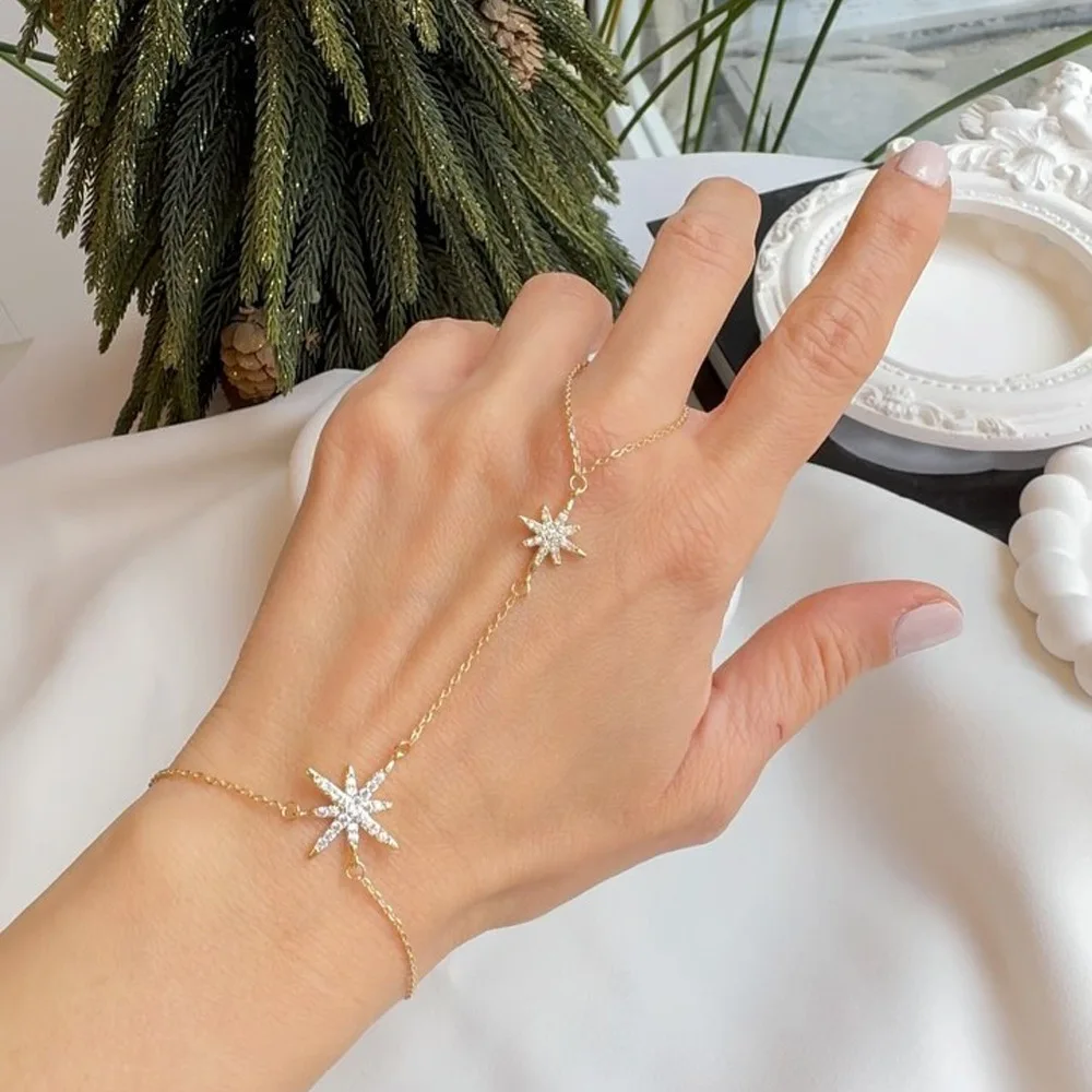 Fashion Women Girls Star Mitten Bracelet Simple Bohemian Style Rhinestone Bracelet Bracelets Makeup Accessory Toy Gifts