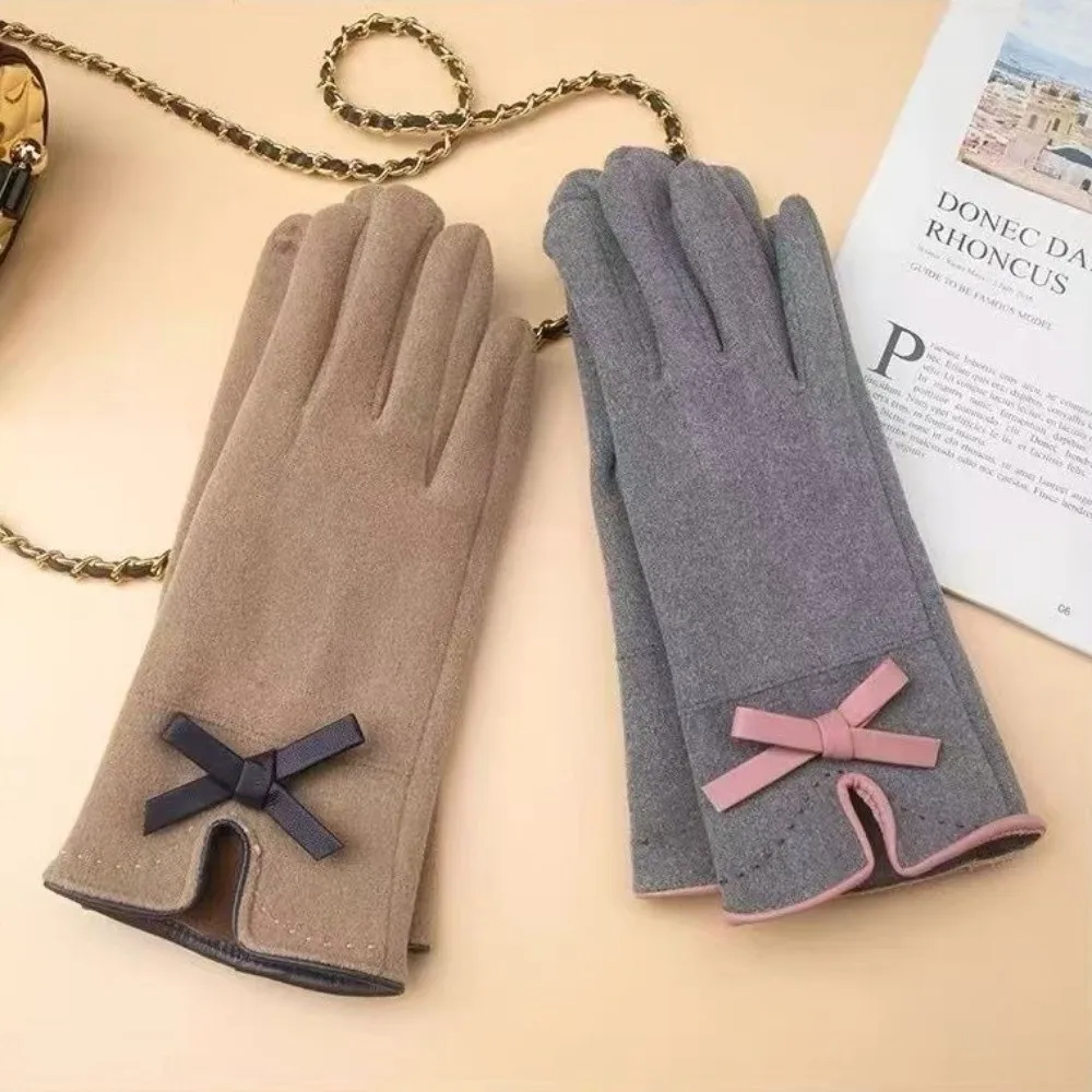 Touch Screen Compatible Winter Driving Gloves Windproof Material Thickened Touch Screen Gloves Elastic Cuff Bow Design